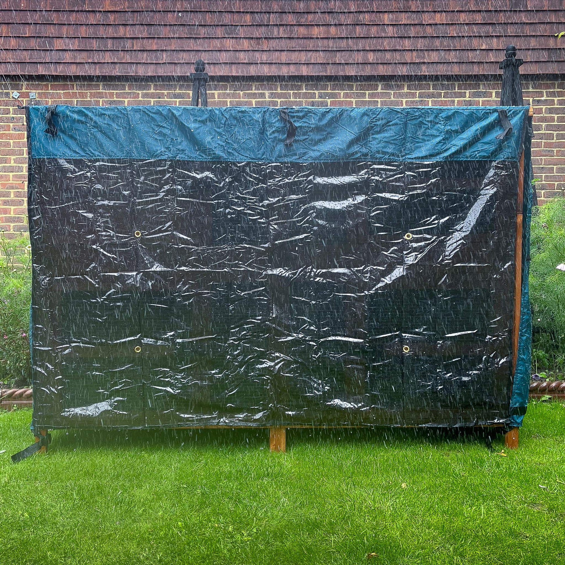 4ft double 2 Tier guinea pig hutch cover front rolled down feet straps