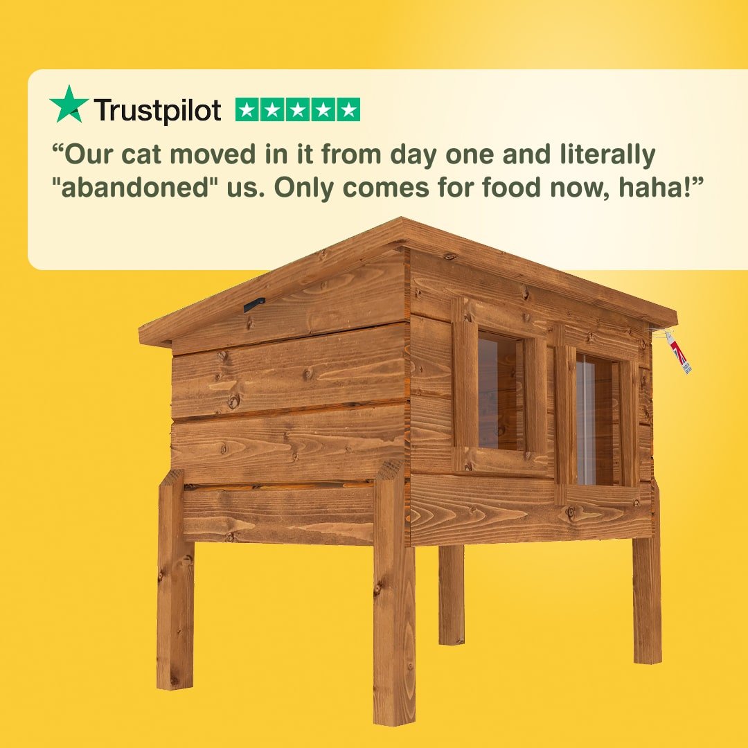 Wooden pet house with Trustpilot review “Our cat moved in it from day one and literally "abandoned" us. Only comes for food now, haha!”