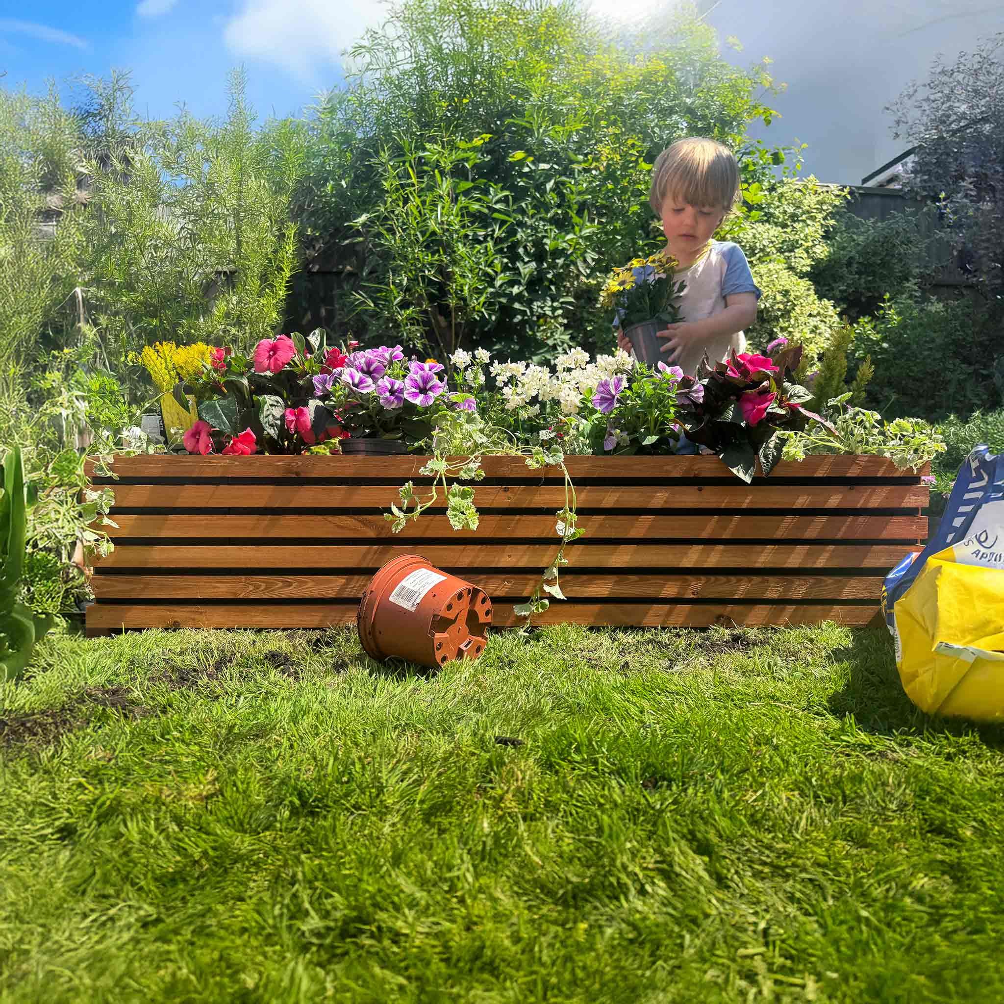 Sussex Planter Outdoor Wooden Raised Bed – The Hutch Company